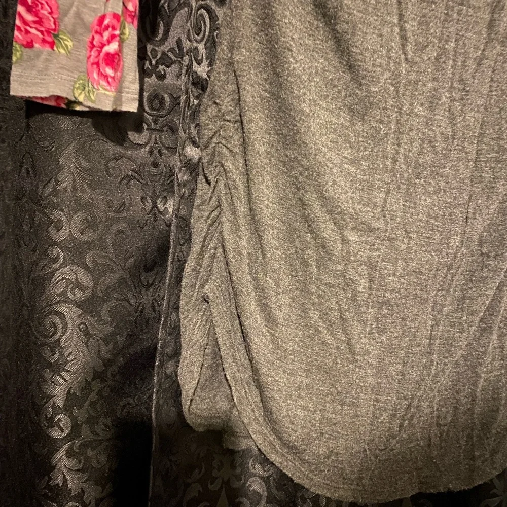 Rose Raglan Tee - Picture 3 of 7
